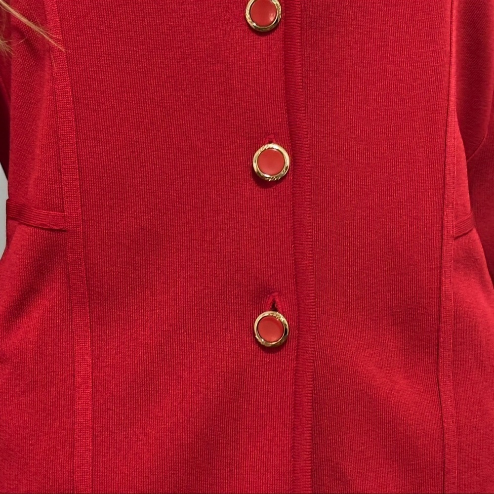 Gorgeous Exclusively Misook Solid Red Knit Blazer… - image 3